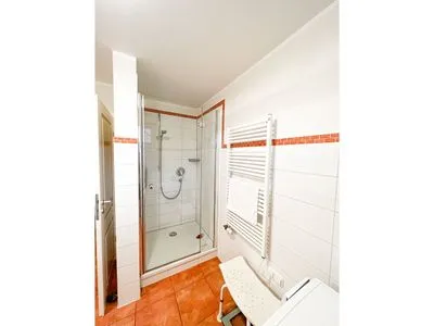 Badezimmer mit Dusche Mühlenstrasse 19 - Wohnung 4