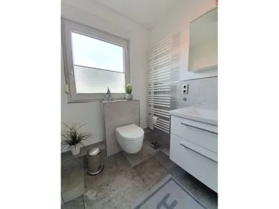 Badezimmer mit Dusche Zur Hanse Wohnung 1.4