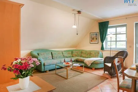 Wohnzimmer Haus Südstrand Ferienwohnung 8