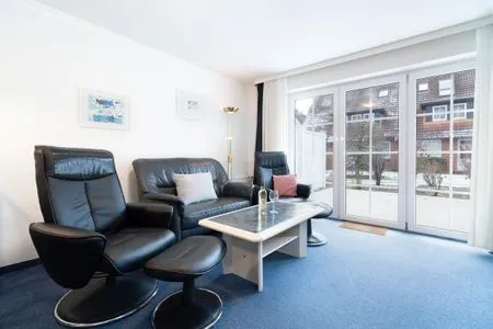Wohnzimmer, Fernseher, Couch, Sofa, Esstisch, Sitzecke Gorch-Fock-Park Ferienwohnung "App. 3"