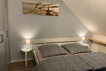 Schlafzimmer (TRA7) Ferienwohnung "Reichelt"