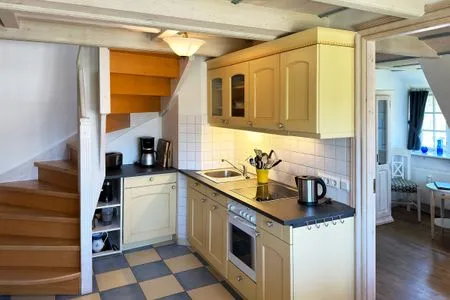 Küche der Ferienwohnung Hafis 9 in Nebel auf Amrum Friesenhof, Hs. Hafis, Whg. 9