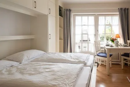 Wohnzimmer Haus Mittelstr. Whg. 2 EG rechts