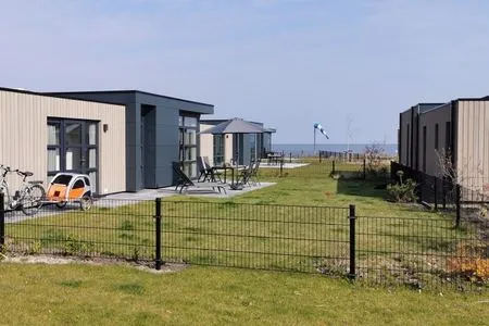 Enkhuizer Strand Chalet Aiwenore mit Zaun Haus Nr. 246 Enkhuizen / IJsselmeer - 