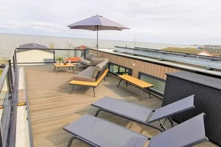 Enkhuizer Strand Cube Elite Estel mit Dachterrasse und Zaun Haus Nr. 337 Enkhuizen / IJsselmeer - 