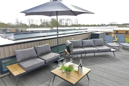 Enkhuizer Strand Cube Elite Estel mit Dachterrasse und Zaun Haus Nr. 337 Enkhuizen / IJsselmeer - 