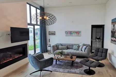 Enkhuizer Strand Cube Elite Estel mit Dachterrasse und Zaun Haus Nr. 337 Enkhuizen / IJsselmeer - 