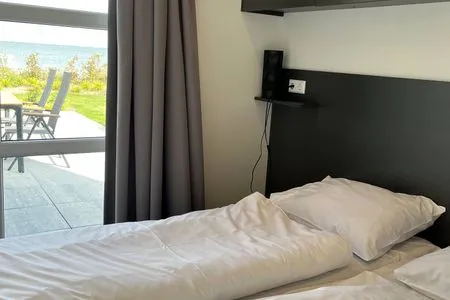 Enkhuizer Strand Chalet IJsselmeerstrand Erste Reihe mit Zaun Haus Nr. 204 Enkhuizen / IJsselmeer - 