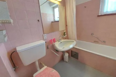 Bathroom Apartment Adam by FiS - Fun in Styria