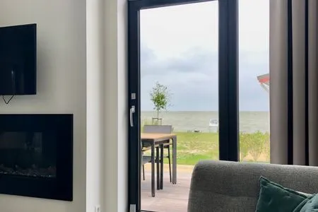 Enkhuizer Strand Cube Elite Hafenpanorama mit Dachterrasse und Zaun Haus Nr. 339 Enkhuizen / IJsselmeer - 