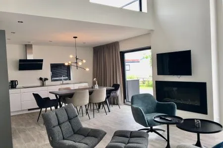 Enkhuizer Strand Cube Elite Hafenpanorama mit Dachterrasse und Zaun Haus Nr. 339 Enkhuizen / IJsselmeer - 