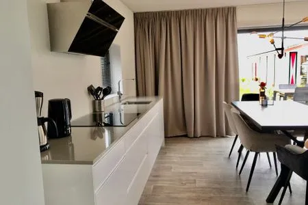 Enkhuizer Strand Cube Elite Hafenpanorama mit Dachterrasse und Zaun Haus Nr. 339 Enkhuizen / IJsselmeer - 