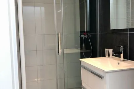 Enkhuizer Strand Cube Elite Hafenpanorama mit Dachterrasse und Zaun Haus Nr. 339 Enkhuizen / IJsselmeer - 