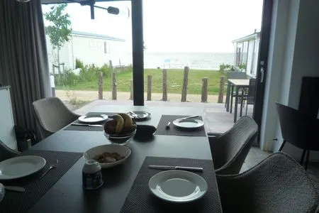 Enkhuizer Strand Cube Elite Hafenpanorama mit Dachterrasse und Zaun Haus Nr. 339 Enkhuizen / IJsselmeer - 