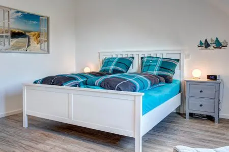 Schlafzimmer Bernsteinquartier, Ferienhaus 06b "Lachmöwe"