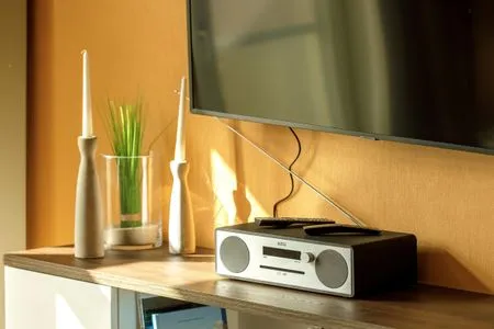 4 Ferienwohnung Ostseeglück Ostseebad Wustrow ZweiWasser Alte Seefahrtschule TV & Multimedia  Ostseeglück