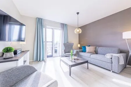 Ferienwohnung Boddenglück Ostseebad Wustrow ZweiWasser Alte Seefahrtschule Lichtdurchflutetes Wohnzimmer  Boddenglück