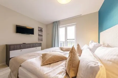 4 Ferienwohnung Boddenzauber Ostseebad Wustrow ZweiWasser Alte Seefahrtschule Großzügiges Schlafzimmer  Boddenzauber