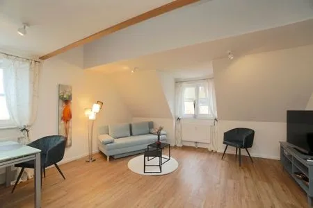 Wohnzimmer Lichtdurchflutete Ferienwohnung 'Dom-Blick' mit Blick auf den Schleswiger Dom