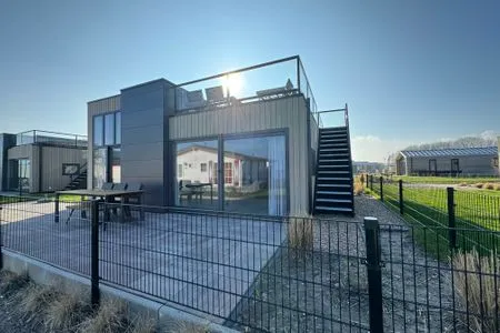 Enkhuizer Strand Cube Elite Hafenpanorama mit Dachterrasse und Zaun Haus Nr. 339 Enkhuizen / IJsselmeer - 
