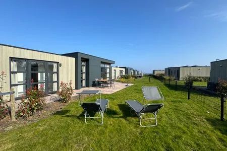 Enkhuizer Strand Chalet Hafenplätzchen mit Zaun Haus Nr. 244 Enkhuizen / IJsselmeer - 