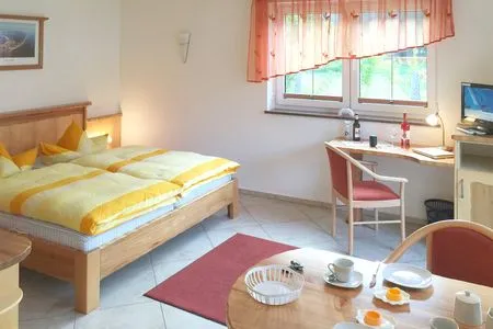  Apartment 1 Lili Marleen