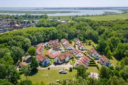  Ferienpark Freesenbruch Ostseeheilbad Zingst - Luftaufnahme