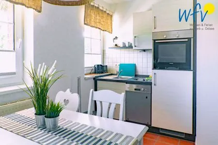 Küche / Küchenzeile Ferienhaus am Gutspark Dranske Ferienwohnung Strandkamille