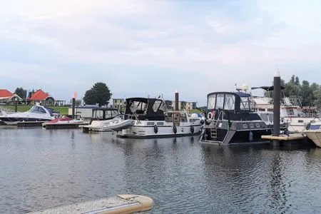 Marina Strandbad Chalet Inseltraum mit Zaun Nr. 83 Olburgen / Gelderland - 