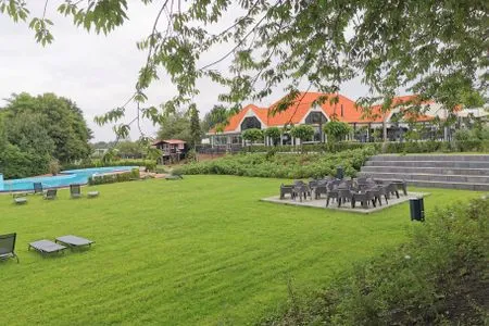 Marina Strandbad Chalet Inseltraum mit Zaun Nr. 83 Olburgen / Gelderland - 