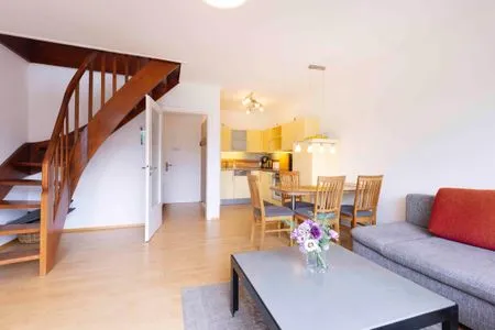 Wohnzimmer (BEE1) Ferienwohnung Ernstorfer