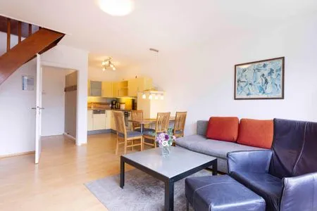 Wohnzimmer (BEE1) Ferienwohnung Ernstorfer