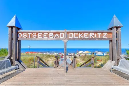 Strand Dünenhäuser Ückeritz UnserUsedom.de FeWo ca.75qm mit privater Sauna und Kamin, Parkplatz, direkt am Strand. 10/1