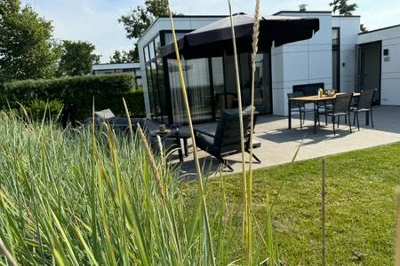 Breskens Chalet Strandleben mit Zaun Hausnr. B075 Breskens / Zeeland - 
