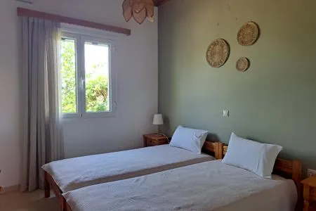 Bedroom  Orfanos 1