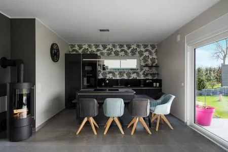 4 Ferienhaus Duncan House Blick auf die Küche mit Essbereich  Duncan House