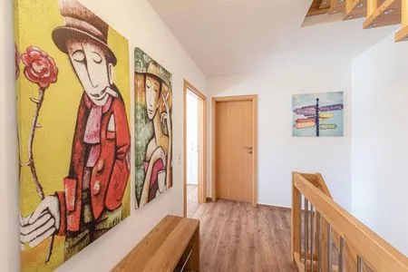 4 Ferienwohnung City Apartement Waren (Müritz) - mit Platz für Kunst  City Apartment