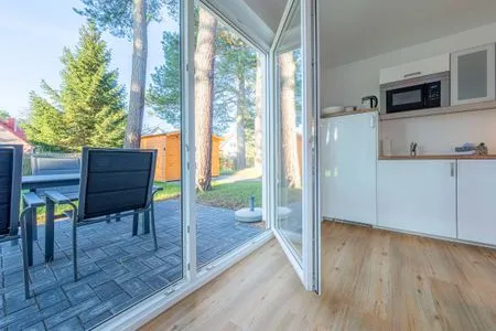 2 Ferienwohnung Merlin Nest Röbel/Müritz große Terrasse mit Garten  Merlin Nest
