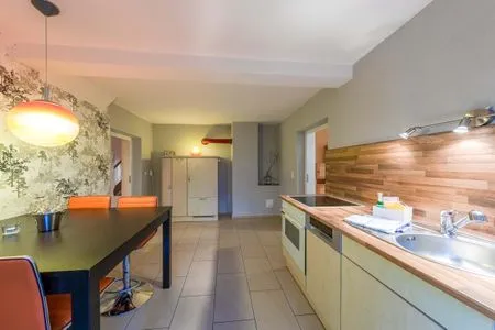 Ferienwohnung Rohrdommel Küchenzeile mit Esstisch  Rohrdommel