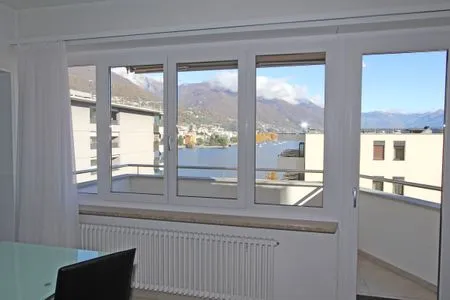  Casa Varesi, 6. Stock