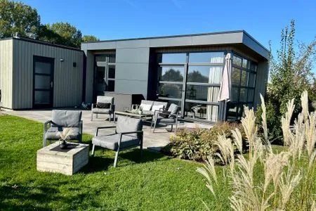 Enkhuizer Strand Chalet WolkeSieben mit Zaun Haus Nr. 202 Enkhuizen / IJsselmeer - 