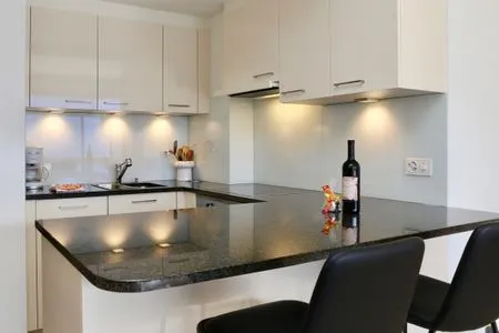 Küche / Küchenzeile Eckwohnung C15