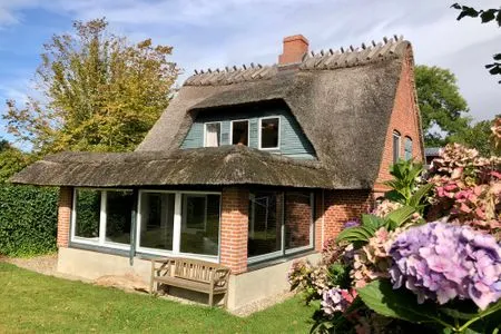 Landhaus mit eingezäuntem Garten Landhaus am Mühlendamm