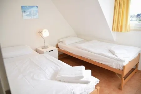 Schlafzimmer Dünenstr. 31a, OG rechts