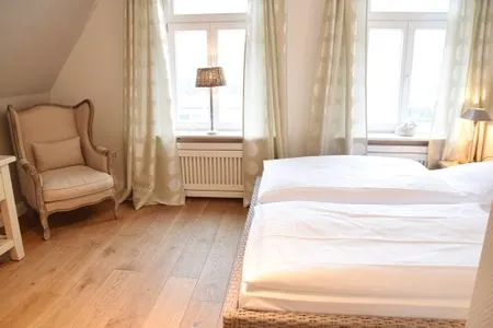 Schlafzimmer Bundiswung 9, Whg. 4