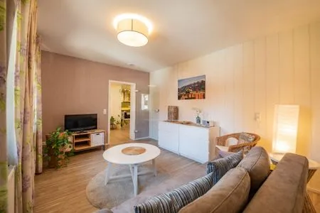 Gemütliches Sofa und Sat-TV Ferienwohnung BaLie