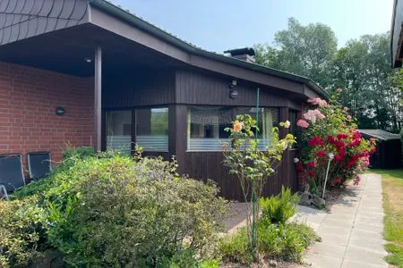 Fassade / Eingang Fichtenhain - Lastering Ferienhäuser & Apartments