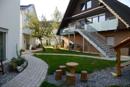 Spielanlage Apartment Bergblick 7/6 OG mit Balkon