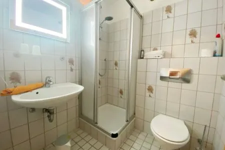 Badezimmer Haus Rungholt 14