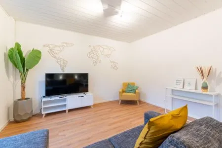 TV / Multimedia MonteurWohnung*Dresden-Klotzsche I